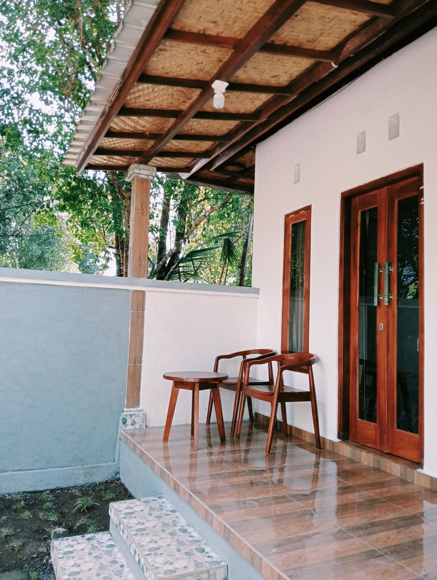 Jepun Homestay Lemukih Сінгараджа Екстер'єр фото